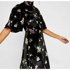 Free People Women Size 2 Black Be My Baby Velvet Mini Dress Mock Neck